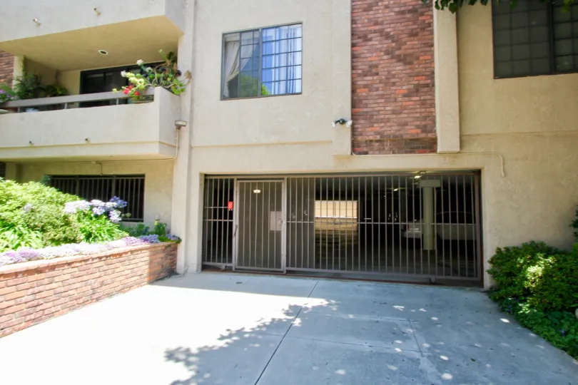 gate in front of the building garage in Community Camden Plaza