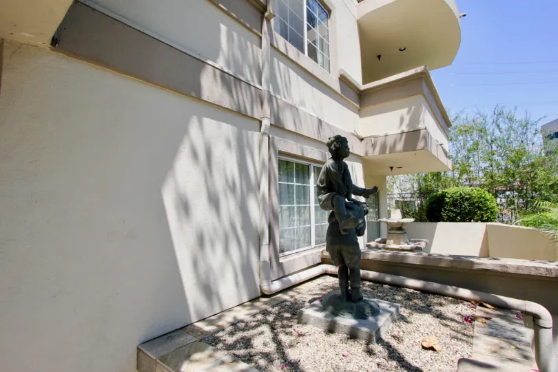 Beautiful artwork surrounding the premises of Century Glen Townhomes