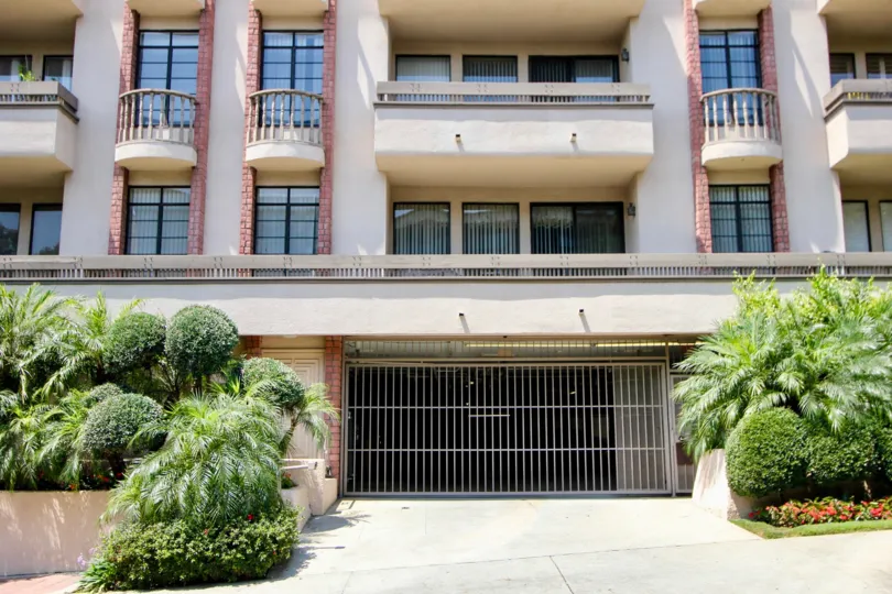 Drive entrance to the Majestic Fairburn Lencrest building, Westwood, California