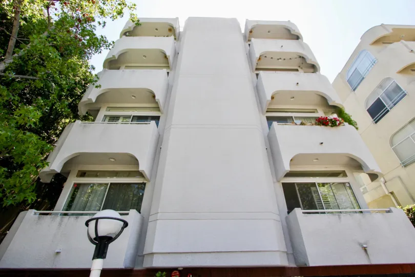 Beautiful, modern apartment in the Glendon House Westwood Community in Westwood, California.