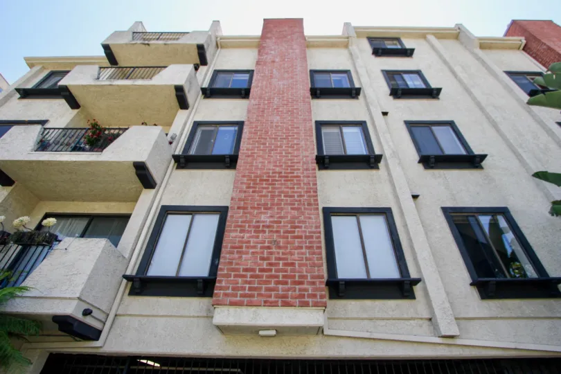 Modern and tall building of Glendon Terrace II, Westwood, california