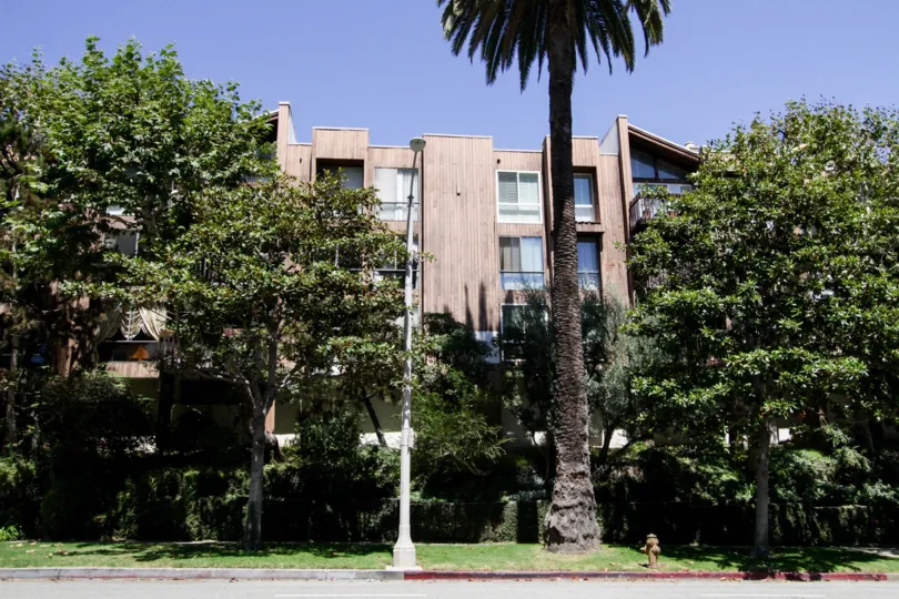 The building at Glenridge Townhomes