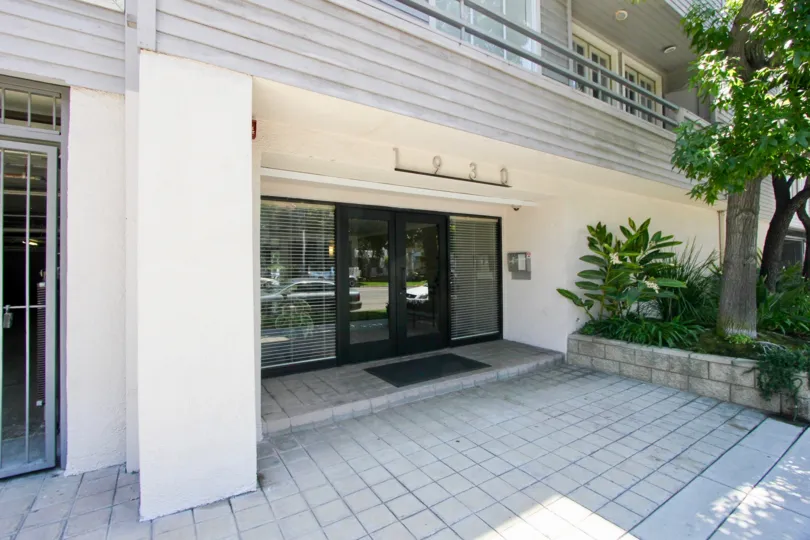 THE GLENWOOD II IS IN THE CITY OF WESTWOOD AND IN THE STATE OF CALIFORNIA