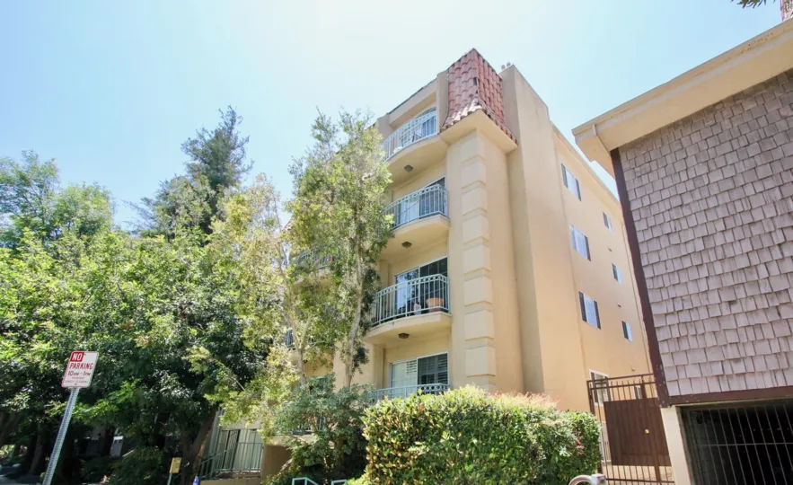 THE BUILDING NAME IS GREENFIELD CONDOS IT IS VERY NICE AND WONDERFUL