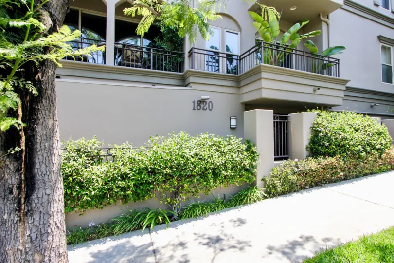 A house to live is the La Benecia with extra-ordinary makeover and trendy outlook.