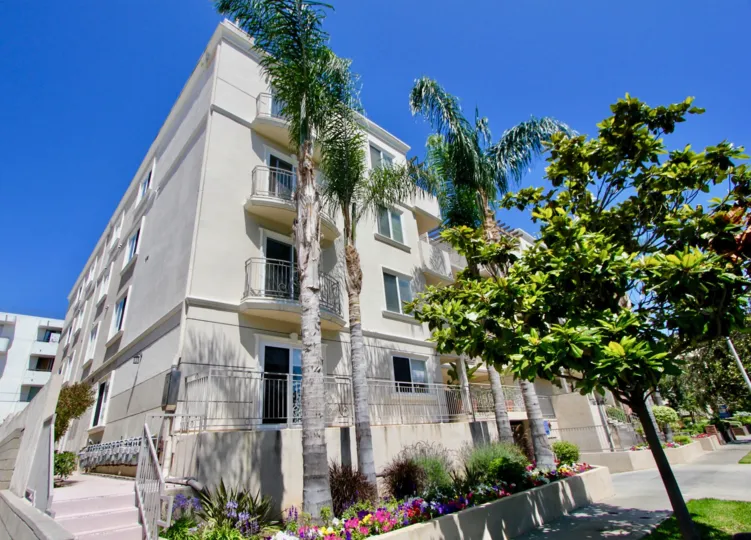 Superbly colorful and awesome Malcolm Avenue Condos, Westwood, California