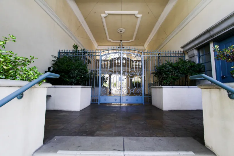 The entrance into Malcolm Villas in Westwood