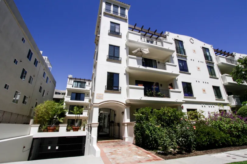 Parking for The Courtyard on Camden in Westwood