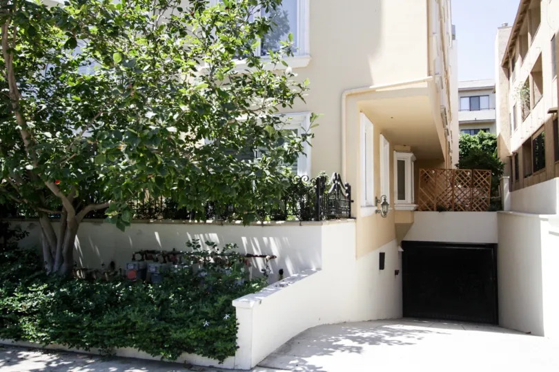 The parking for the Villa Palermo