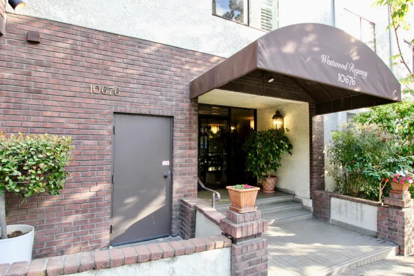 In a Hotel place like thi life is just to awesome to live with this is the Westwood Regency