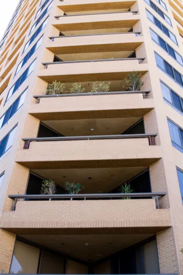 The windows at the Wilshire Lencrest