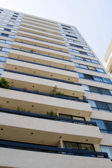 The landscaping at the Wilshire Lencrest in Westwood