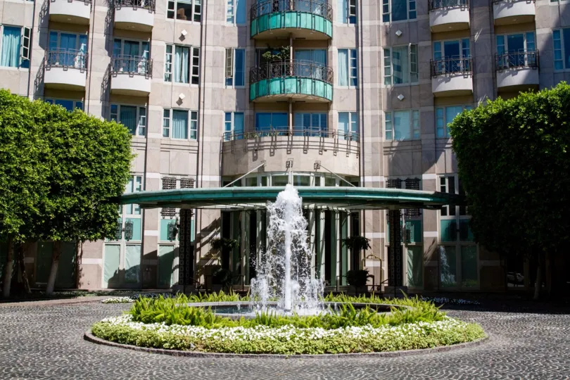 The windows at the Wilshire Lencrest
