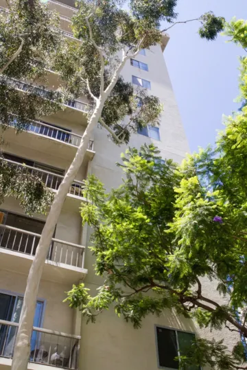 The Wilshire Lencrest building in Westwood