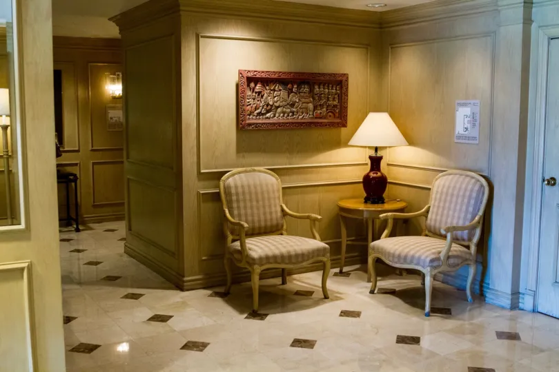 The windows at the Wilshire Lencrest