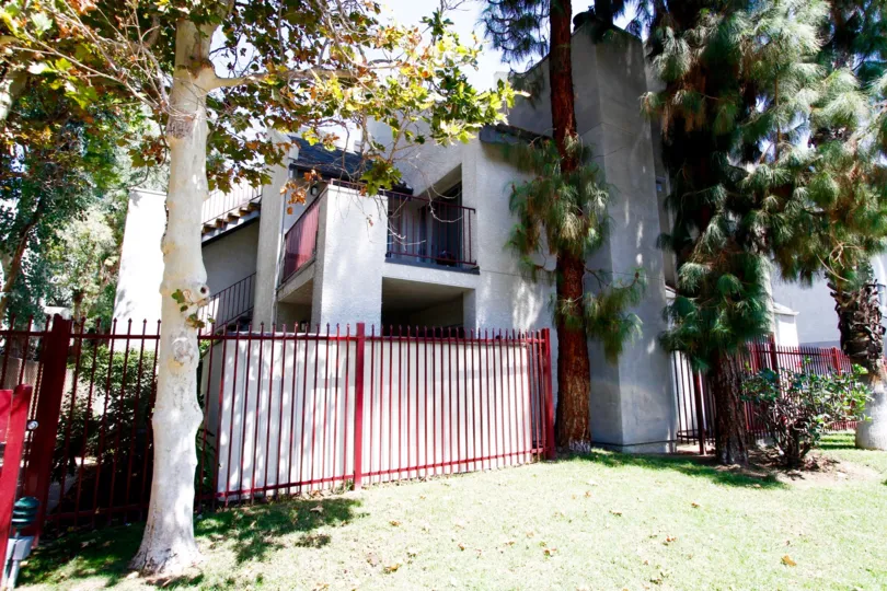 The fence around Keswick Patio Homes in Winnetka California