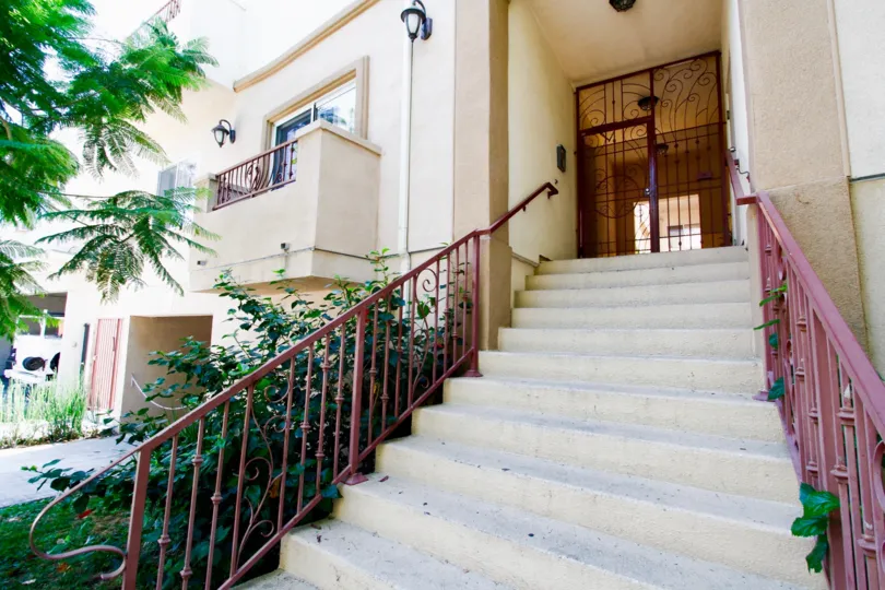 The stairs up to the entrance of Keswick Terraces