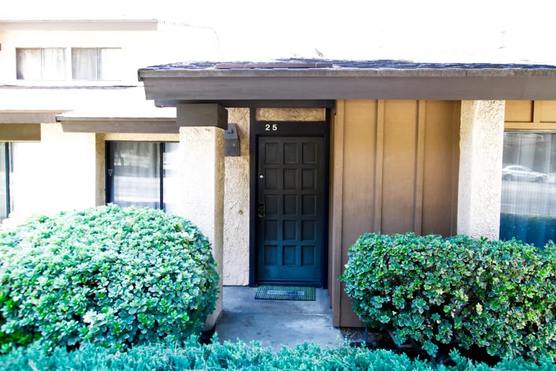 The entrance into Woodland Canoga Park