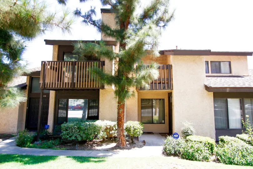 The balconies at Woodland Canoga Park