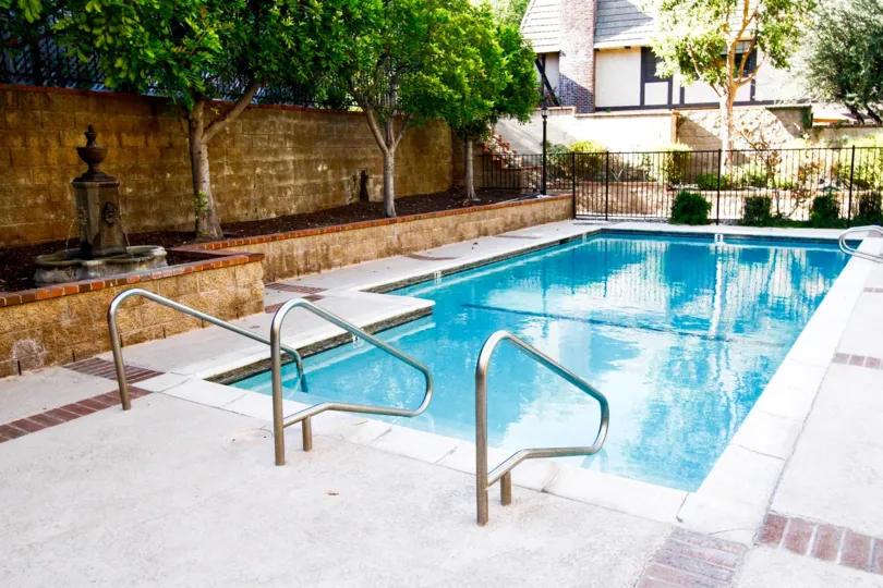 The swimming pool at 6201 Valley Cricle Blvd