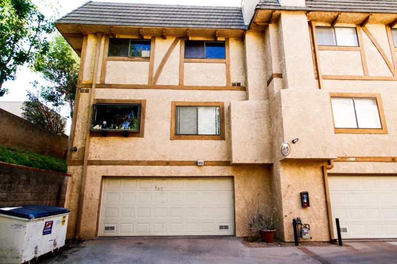 The garage at 6201 Valley Circle Blvd in CA California