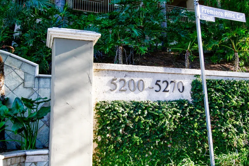The address for Bella Montagna in CA California