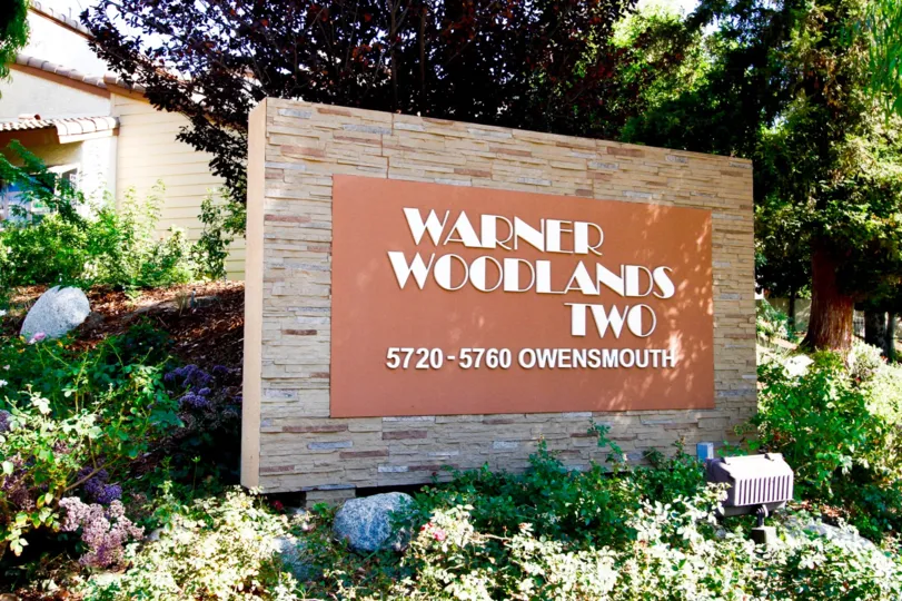 The welcoming sign into Warner Woodlands Two in CA California