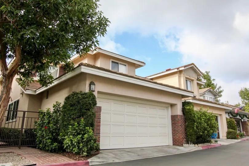 Fantastic Cottages In Aliso Viejo California Country