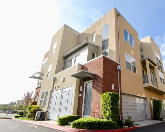 The sunny day in the Latitudes North a beautiful building and superb design.