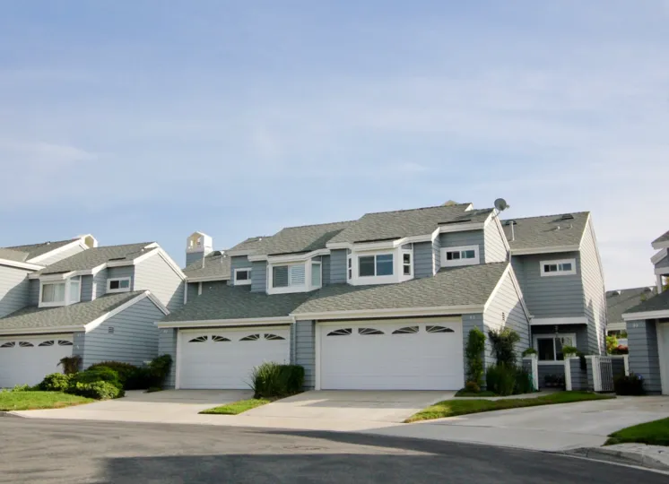Side by side town homes with attached garages inside Laurelmont in Aliso Viejo CA