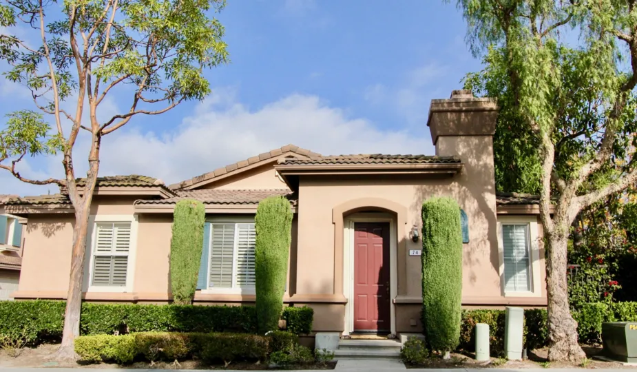 A beatiful villa with sunshine and trees in Milano of Aliso Viejo