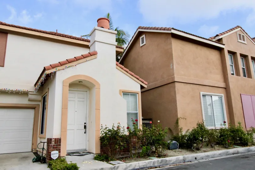 Front view of housing at the Tiburon community in Aliso Viejo, California