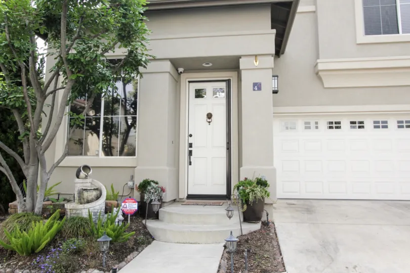 Tivoli II a well maintained community in Aliso Viejo, California.