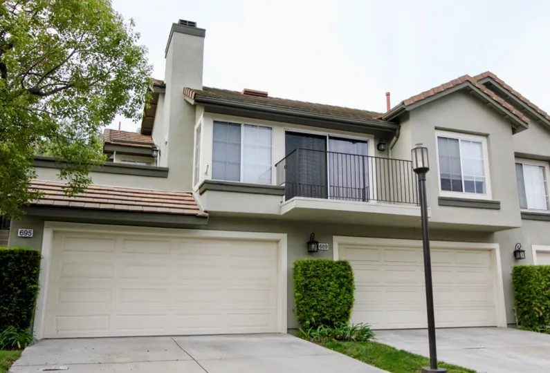 Laurelwood at Sycamore Canyon Apartment Homes! Our beautiful community is located in picturesque Anaheim Hills, California and boasts spectacular hillside views while allowing residents to escape the urban hustle and bustle of Orange County. Just minutes 