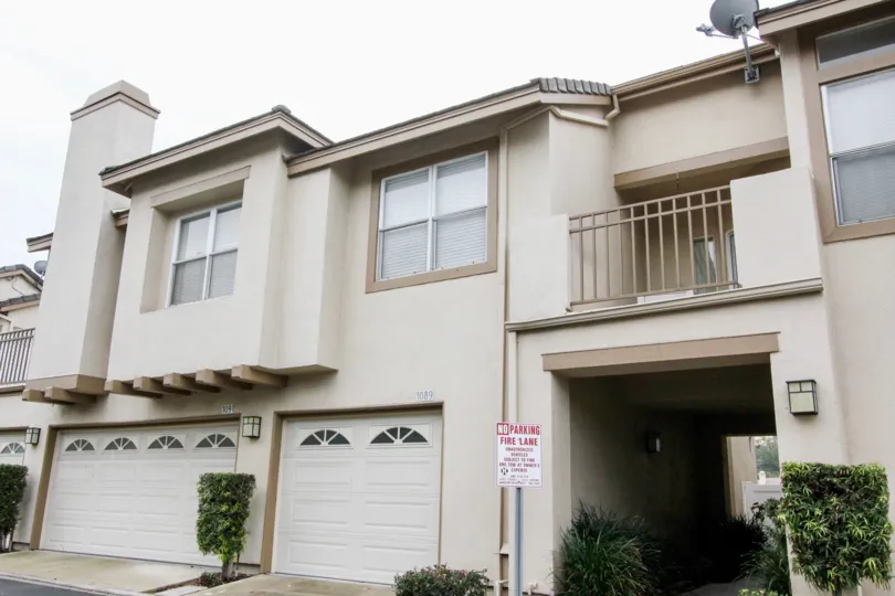 Absolutely Model Perfect Two Story Home in the Desired Embassy Pointe Community! This Cape Cod style home has Two Master Suites with Two and a half baths, plus Living and Dining Rooms and a larger Eat-in Kitchen. This spacious floor plan is open, light an