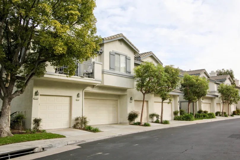 A row house with a same structure & Colour at viewpointe North Anaheim Hills California