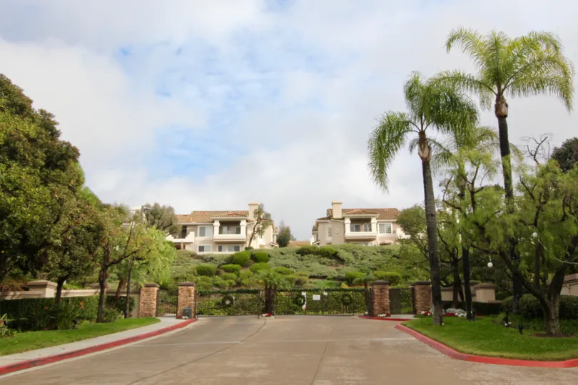 compound view of the building having trees and plants around in Viewpointe