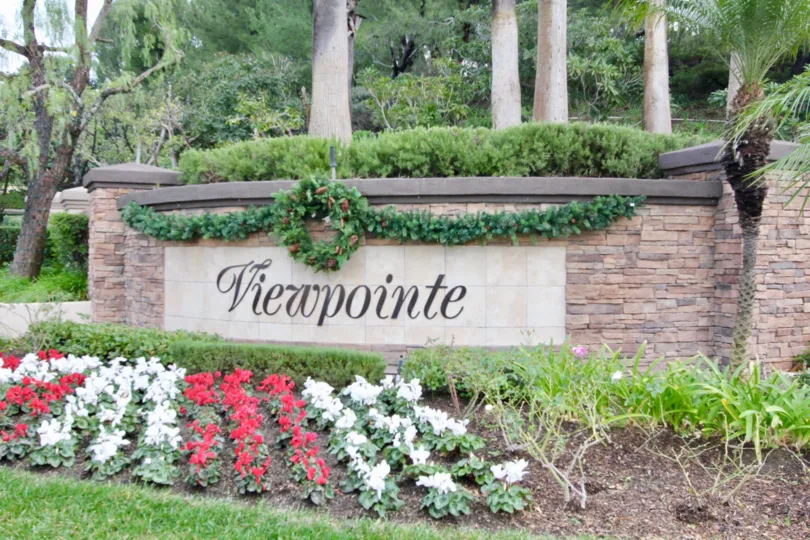 Viewpointe wall with green park at Anaheim Hills City