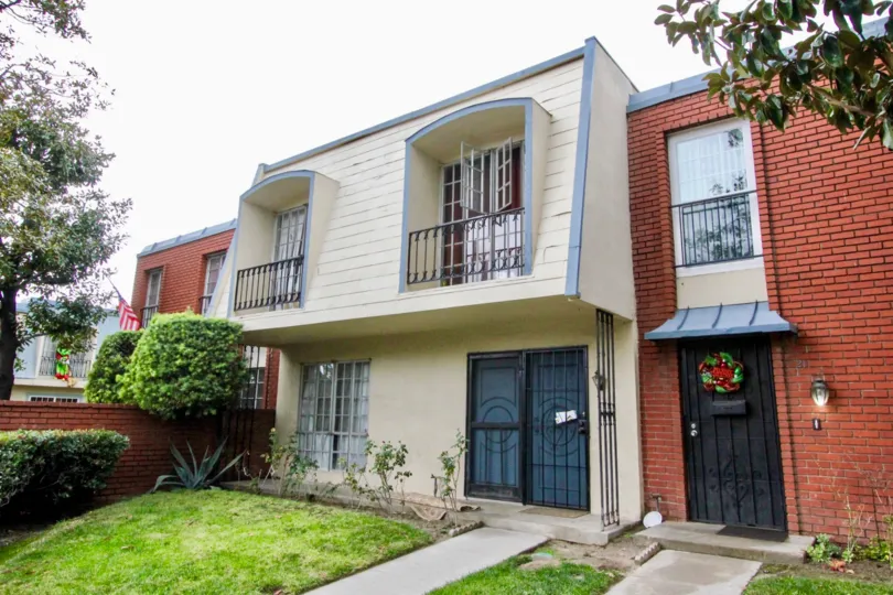 A nice brice house on a mild day in beautiful Anaheim CA