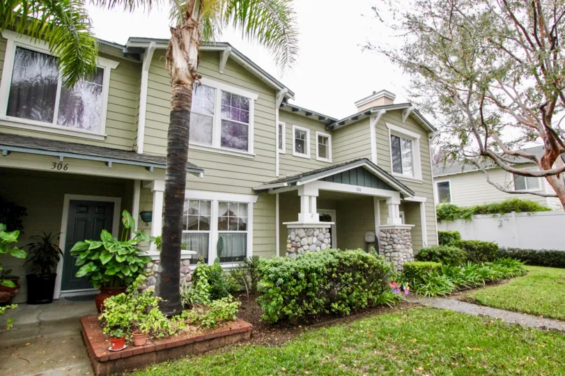 Awesome green colour villa with trees and lawn in Heritage Place Bungalows of Anaheim