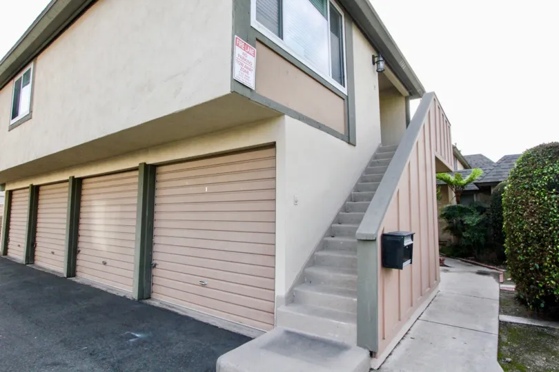 Ridgeway Park East building location at Anaheim city
