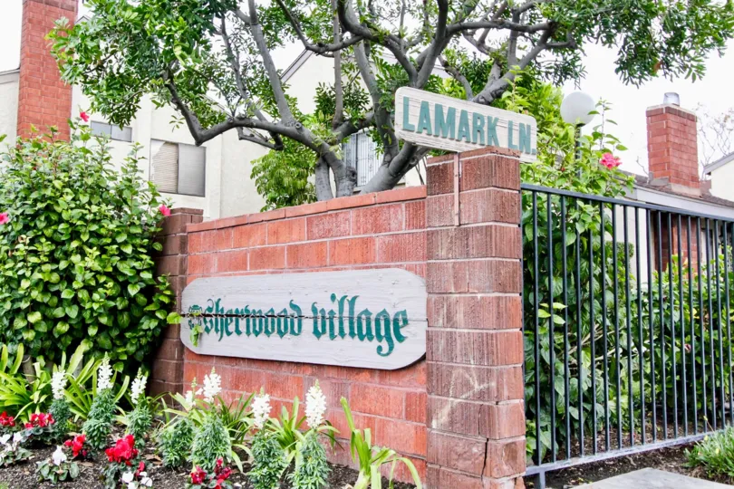 Excellent view of Villa with garden and name plate in Sherwood Village of Anaheim