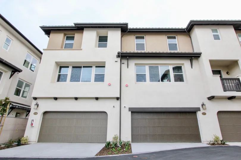 Aldea Walk House Building With Beauty Location at Buena Park