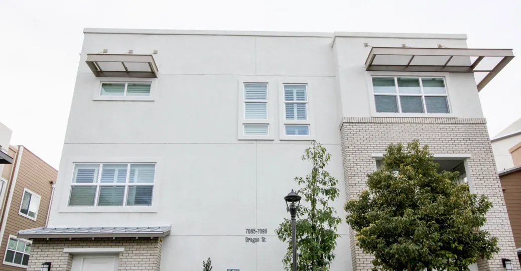 THE 7085-7099 FLATS IN THE PARKER COLLECTION WITH THE TREES