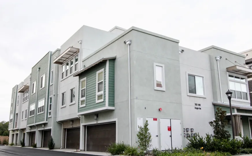 THE APARTMENT IN BUENA PARK THAT SHOWS SHED, GLASS WINDOWS, LAMP, LAWN IN BUENA PARK