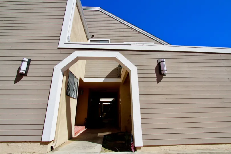 The front end opening of Cedar Glen Townhomes with nothing around