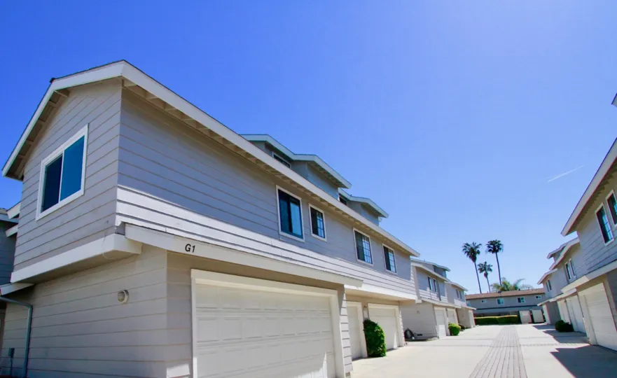 Harbor Pointe Villas, Central Coast Mesa, Costa Mesa
