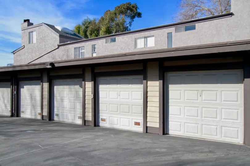 . The Rent Zestimate for this home is $2, 350/mo. The property tax in 2011 was $0.