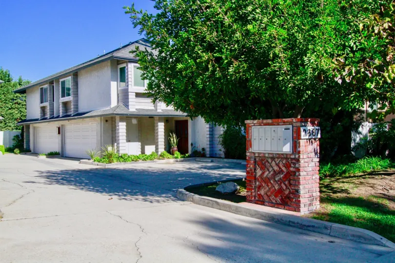 The houses in the Pelican Point is the fully residential area with nearby houses and also with EB Board with tres and plants.