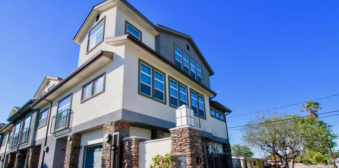 Seabright looks a cool sea, wonderful place to stay in california, Costa Mesa best staying place is Seabright